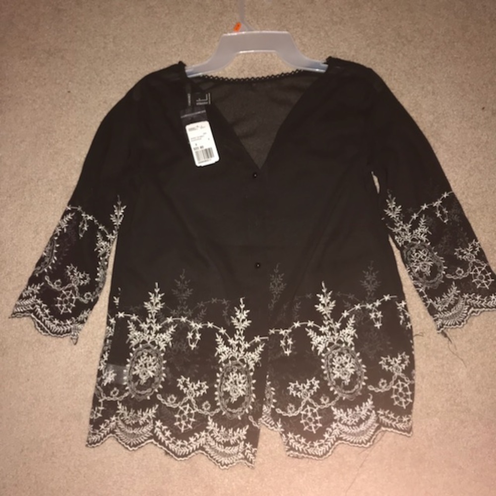 A woven top. Forever 21.